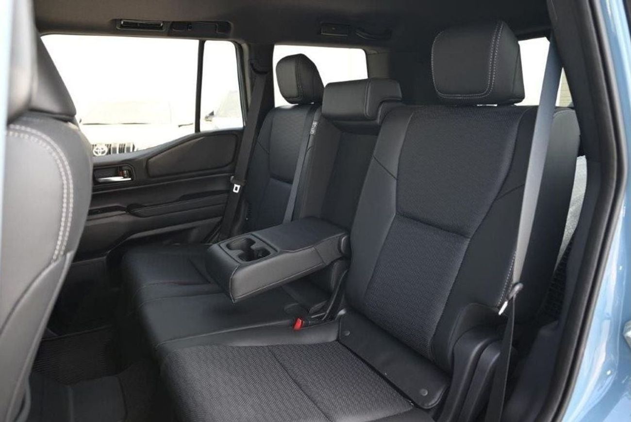 Toyota Land Cruiser LC 250 i-FORCE MAX HYBRID PREMIUM 2.4L TURBO 4WD 5 SEATER AT