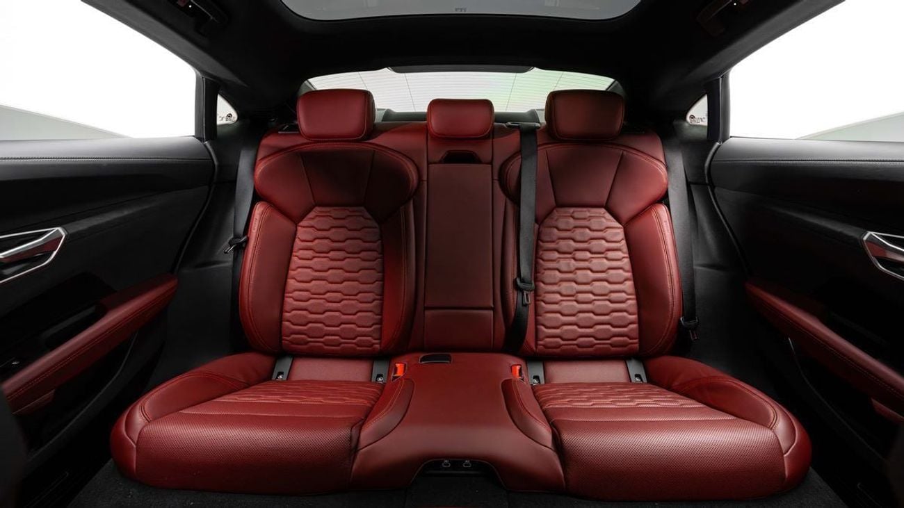 Audi etron GT Quattro - 2023 - GCC Specs - Under Warranty and Service Contract