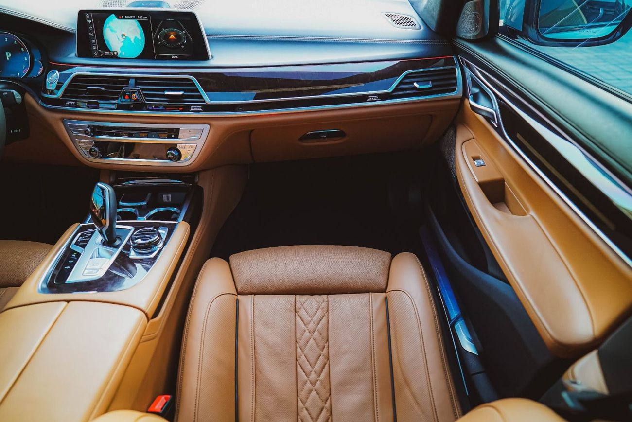 Used BMW 750Li Luxury Executive 2016 for sale in Dubai - 715326