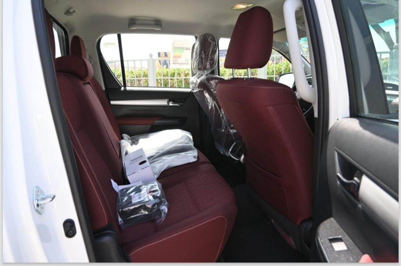 تويوتا هيلوكس Toyota Hilux Pic up DC AT 4WD 2.8L Diesel SR5- 2026 - White