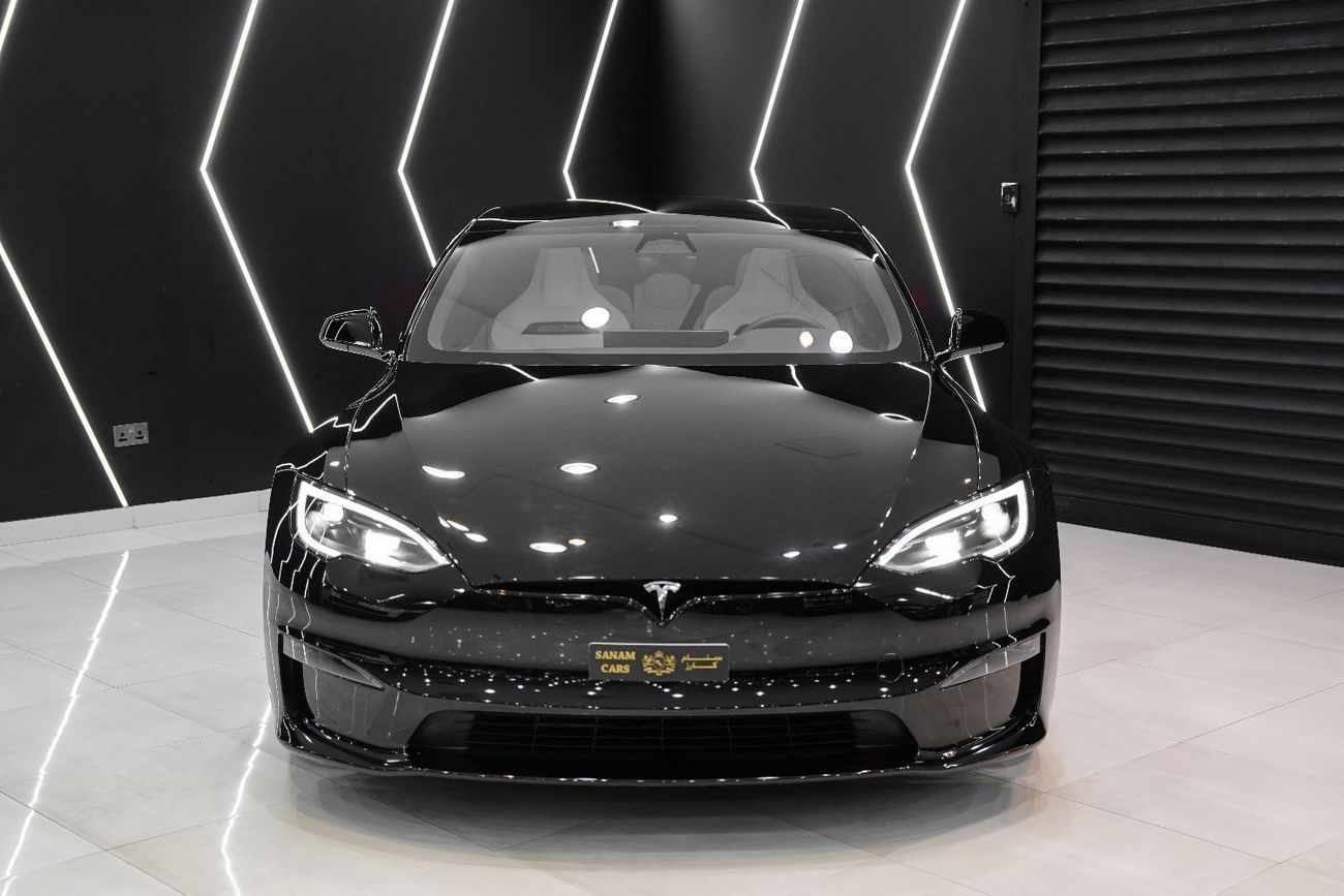تسلا Model S Plaid (AWD) Carbon Fiber Interior | 1,020 HP | Dealer Warranty!!