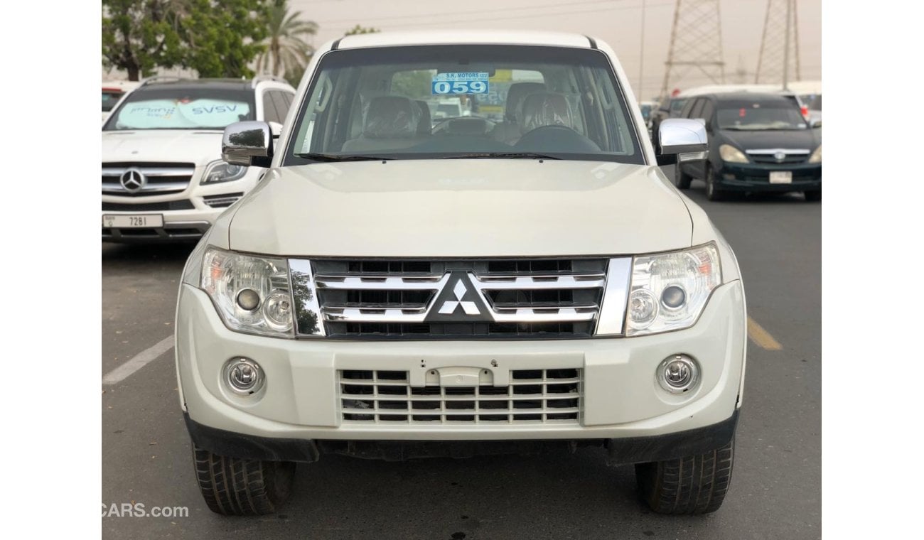 ميتسوبيشي باجيرو GLS, 3.5L, CLEAN INTERIOR AND EXTERIOR,