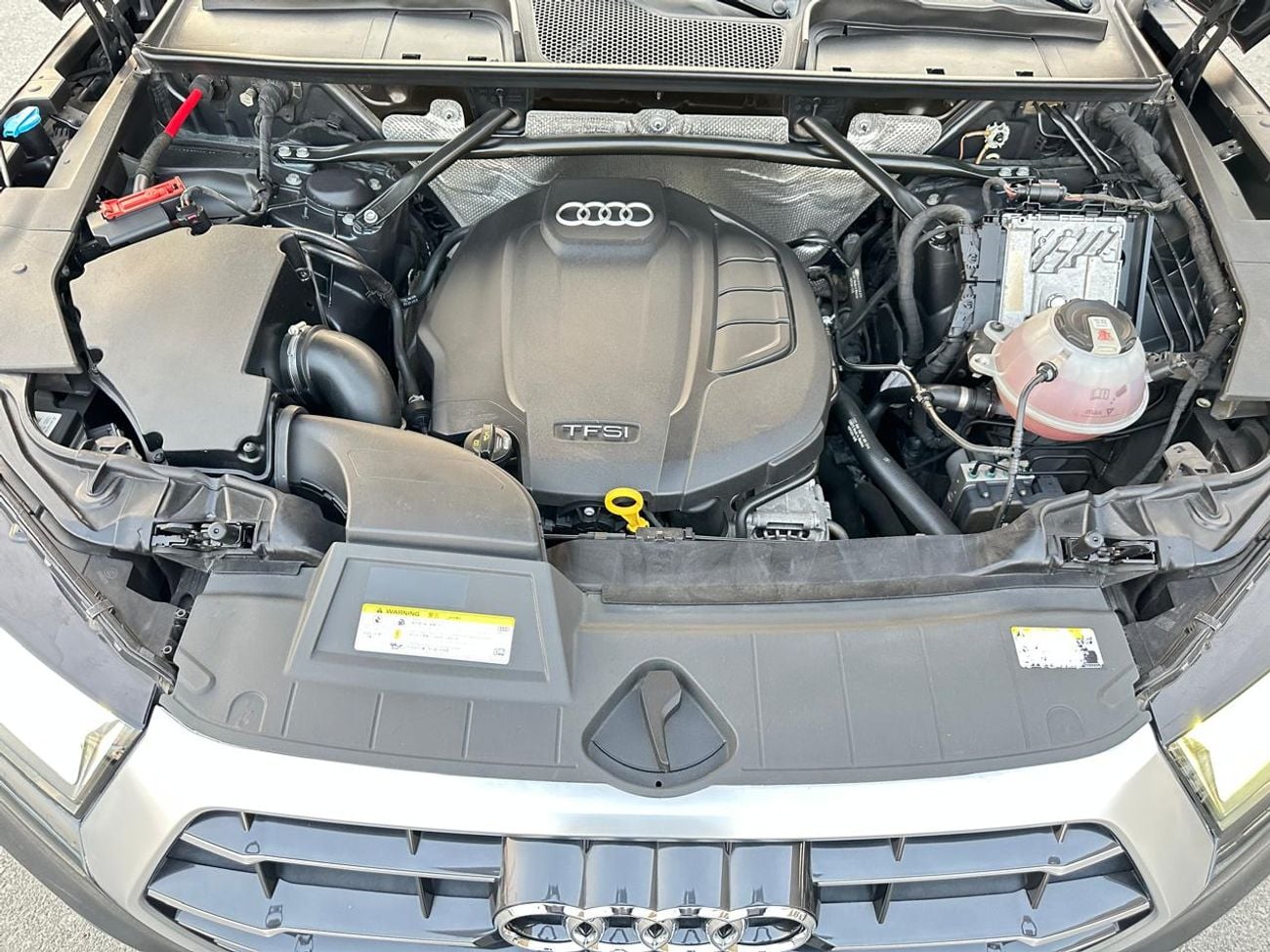 Audi Q5 45 TFSI Quattro S Line 2.0L (252 HP)