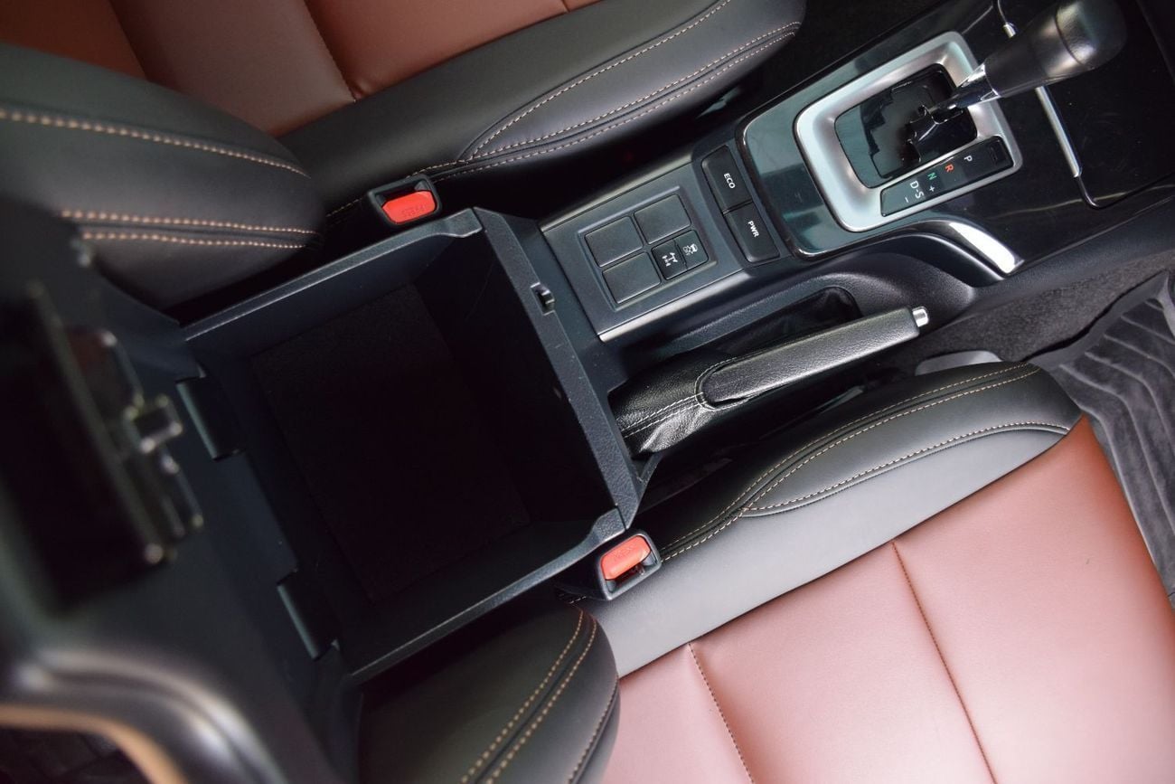 Toyota Fortuner VX2 PLUS VX2 4X4 Diesel 2.8L (Right Hand)