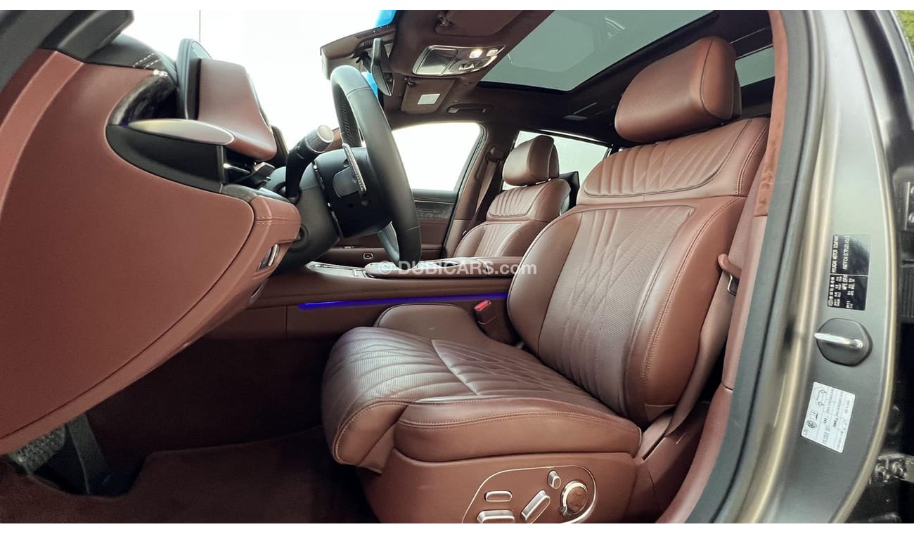 Genesis G90 Royal AWD Matte Makalu Grey 3.5L V6