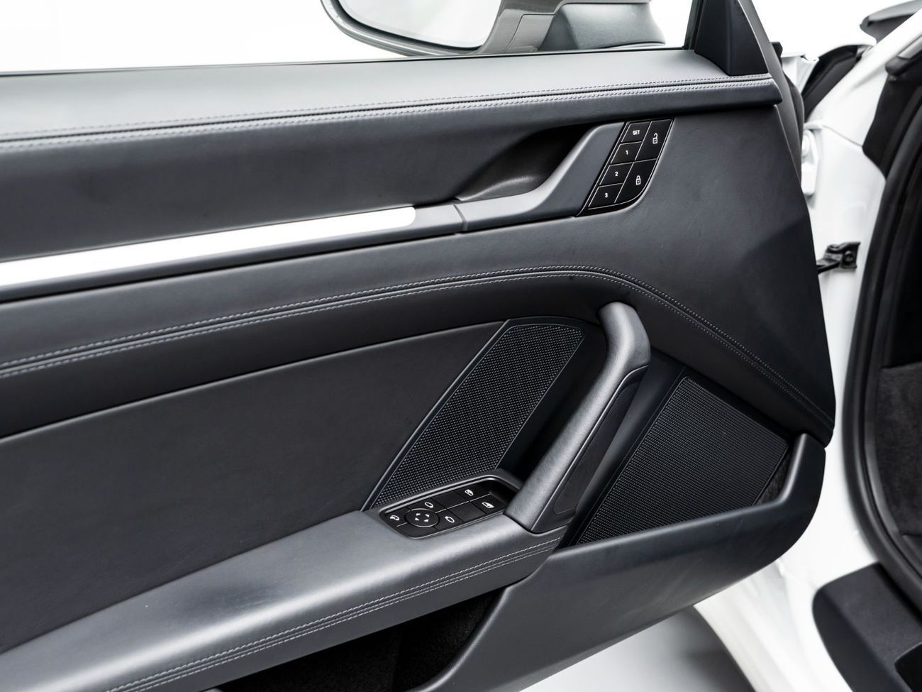 Porsche 911 Carrera T 3.0L A/T 2024 Porsche 911 Carrera T, 2029 Porsche Warranty, Full Service History, Low KMs,