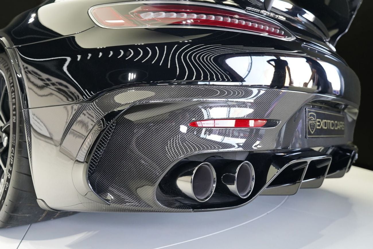 مرسيدس بنز AMG GT BLACK SERIES