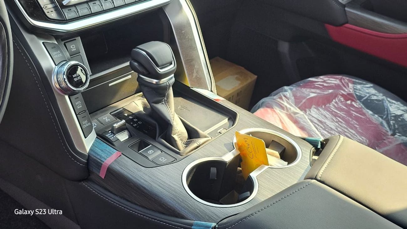 تويوتا لاند كروزر 3.5T VXR Hybrid