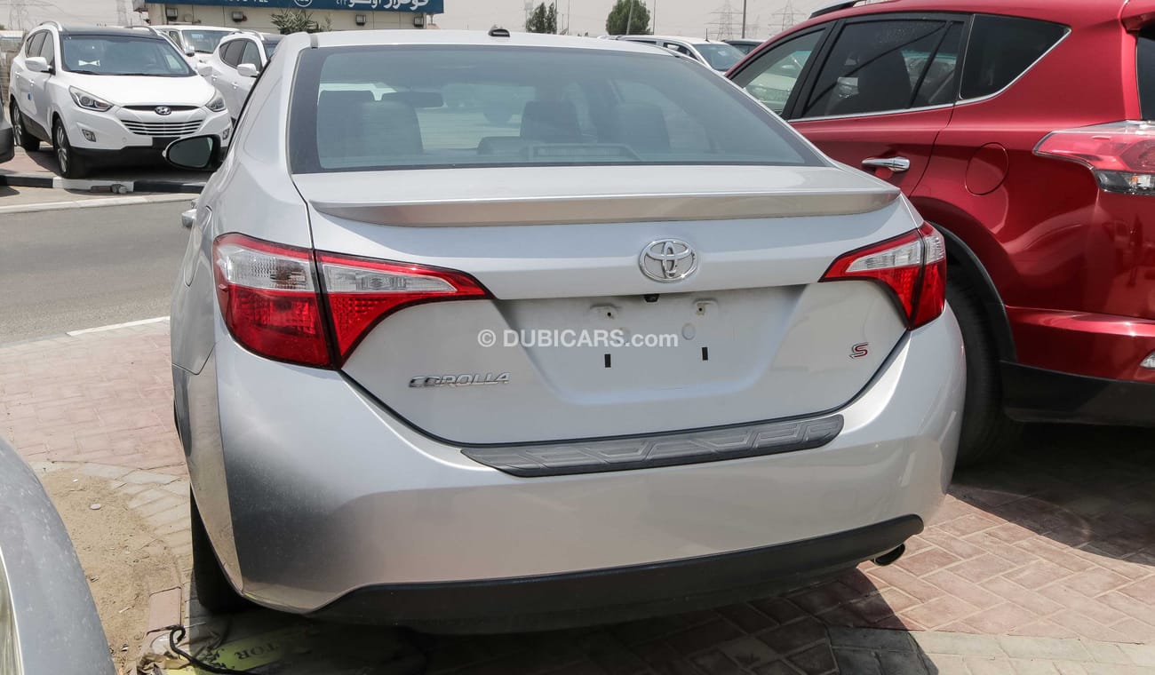 Used Toyota Corolla S 2015 for sale in Dubai 171979