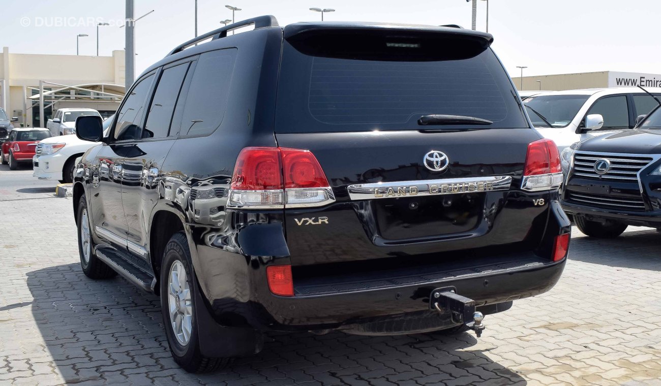 Toyota Land Cruiser VXR