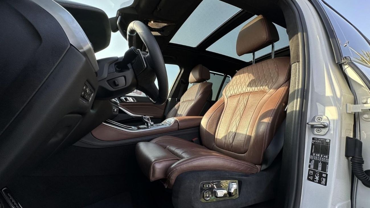 BMW X5 50i M Sport M50i 4.4L V8 GCC Full Service History