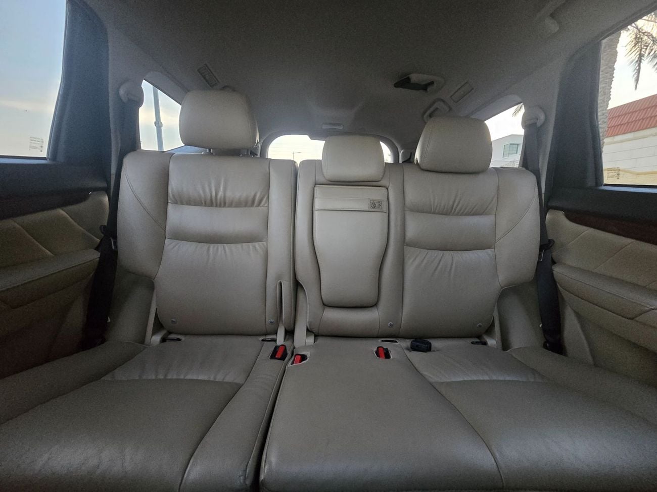 ميتسوبيشي مونتيرو سبورت GLS Premium 3.0L (7 Seater)