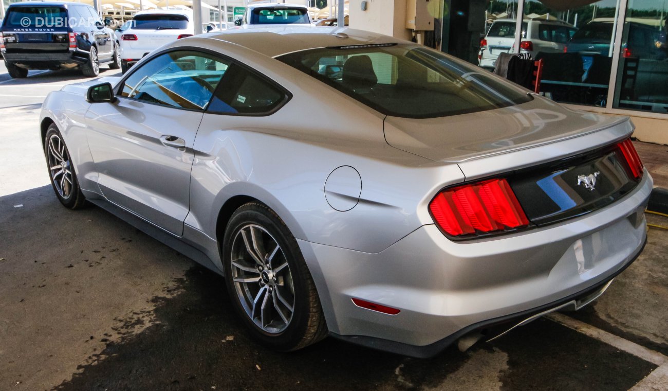 Ford Mustang EcoBoost