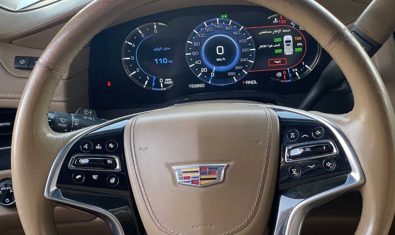 Cadillac Escalade Platinum 6.2L 7 SEATER / 360 CAMERA / SIDE STEP AUTOMATIC / WIRELESS CHARGER / SUPER CLEAN