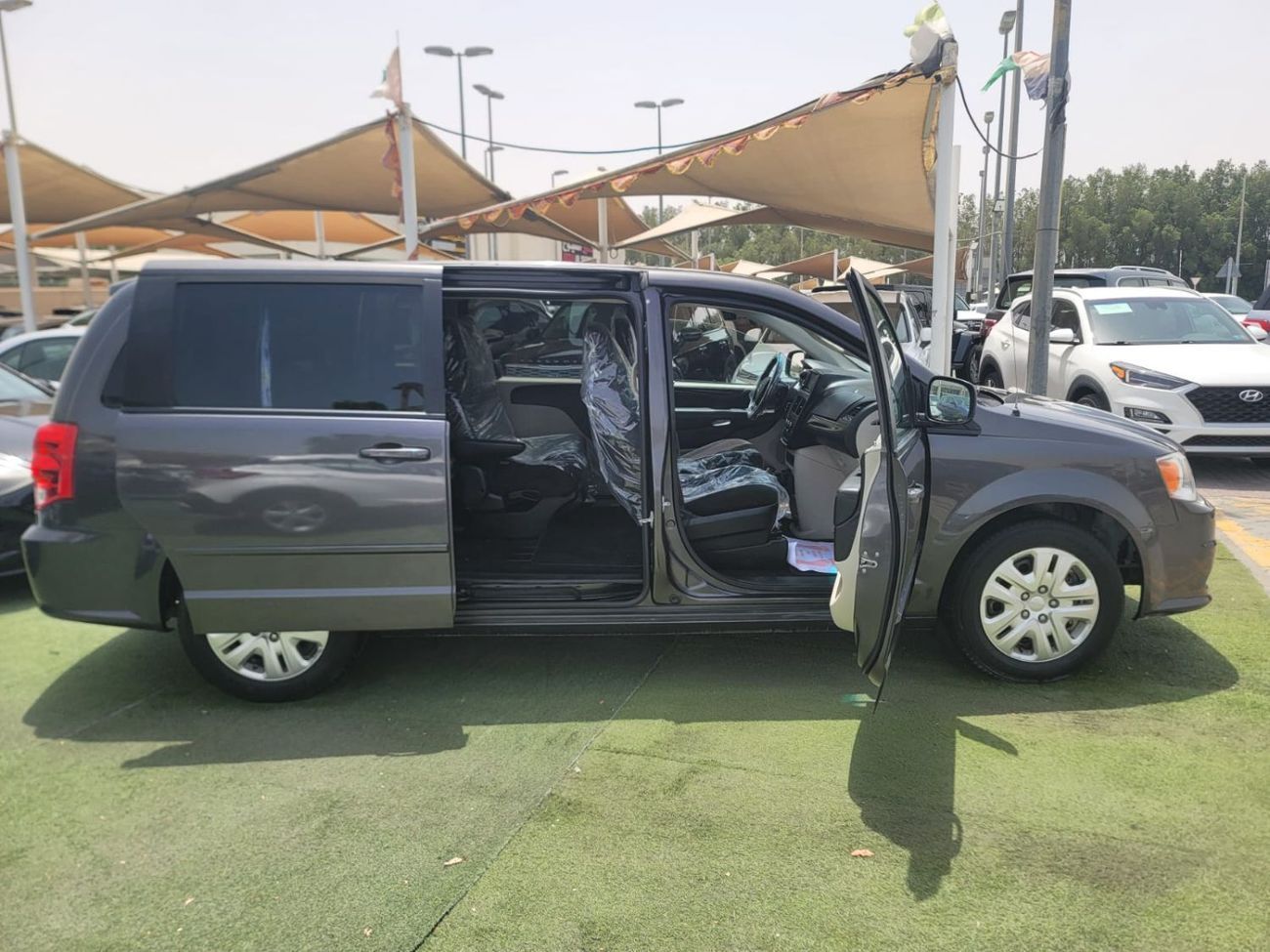 دودج جراند كارافان