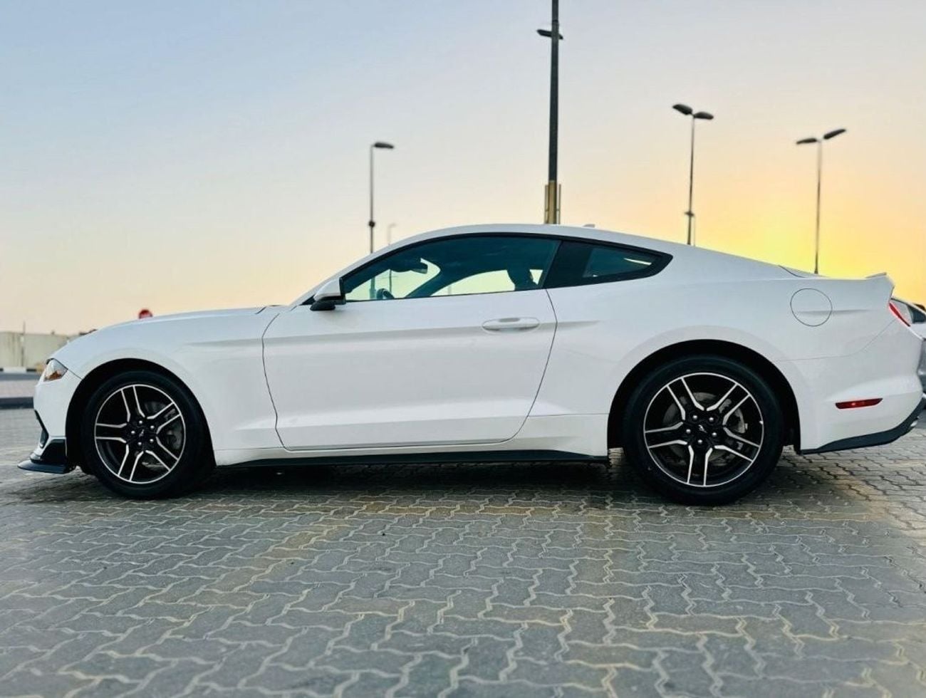 فورد موستانج EcoBoost | Monthly AED 1385/- | 0% DP | Blindspot | Touch Screen | Leather Seats | # 09800