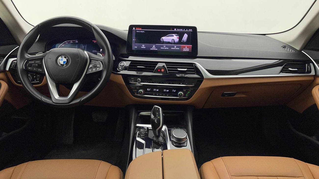 بي أم دبليو 520i 2023 JOY EDITION | AED 1818/Month | 0 DP | 30 Day Return | Warranty | Service History