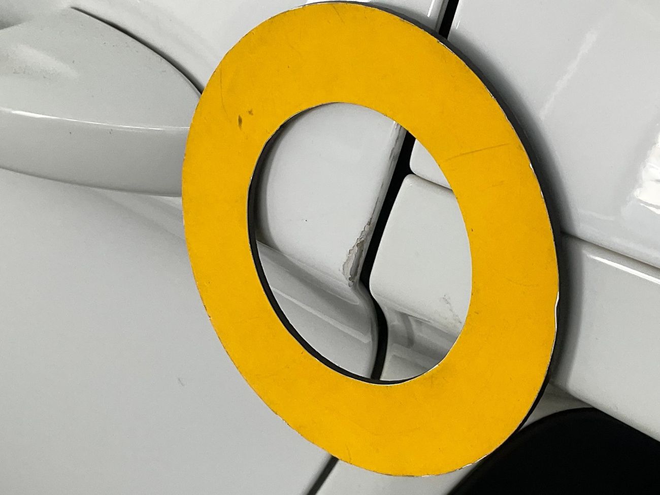 تويوتا يارس E | شامل الضمان | 0 ﺪﻔﻋﺓ ﺃﻮﻟﻯ