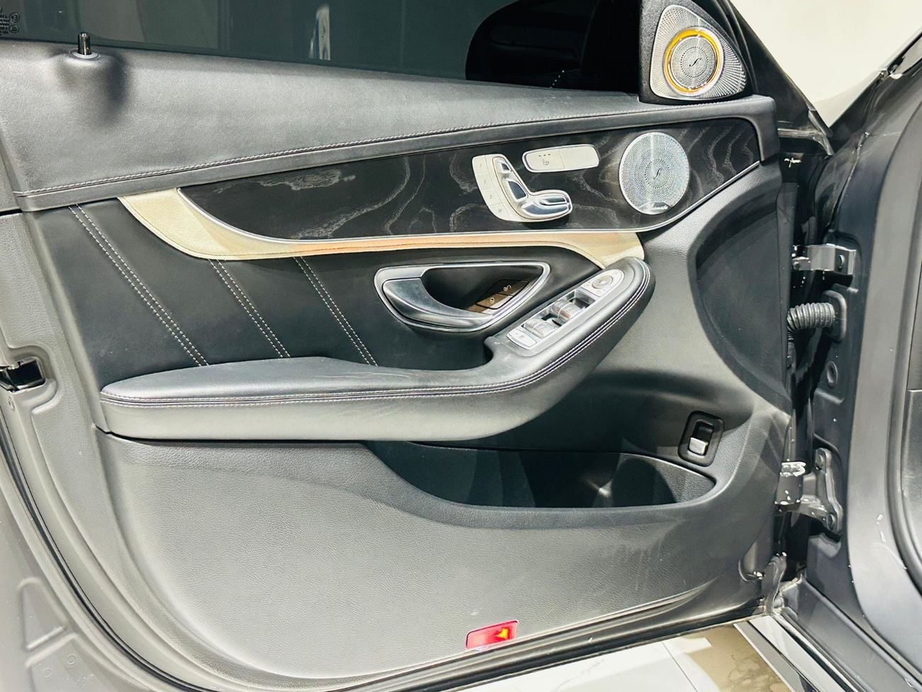 مرسيدس بنز C 63 S