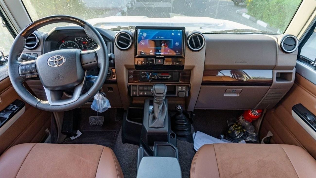 Toyota Land Cruiser 70 2024 Toyota LC71 4.0 Petrol