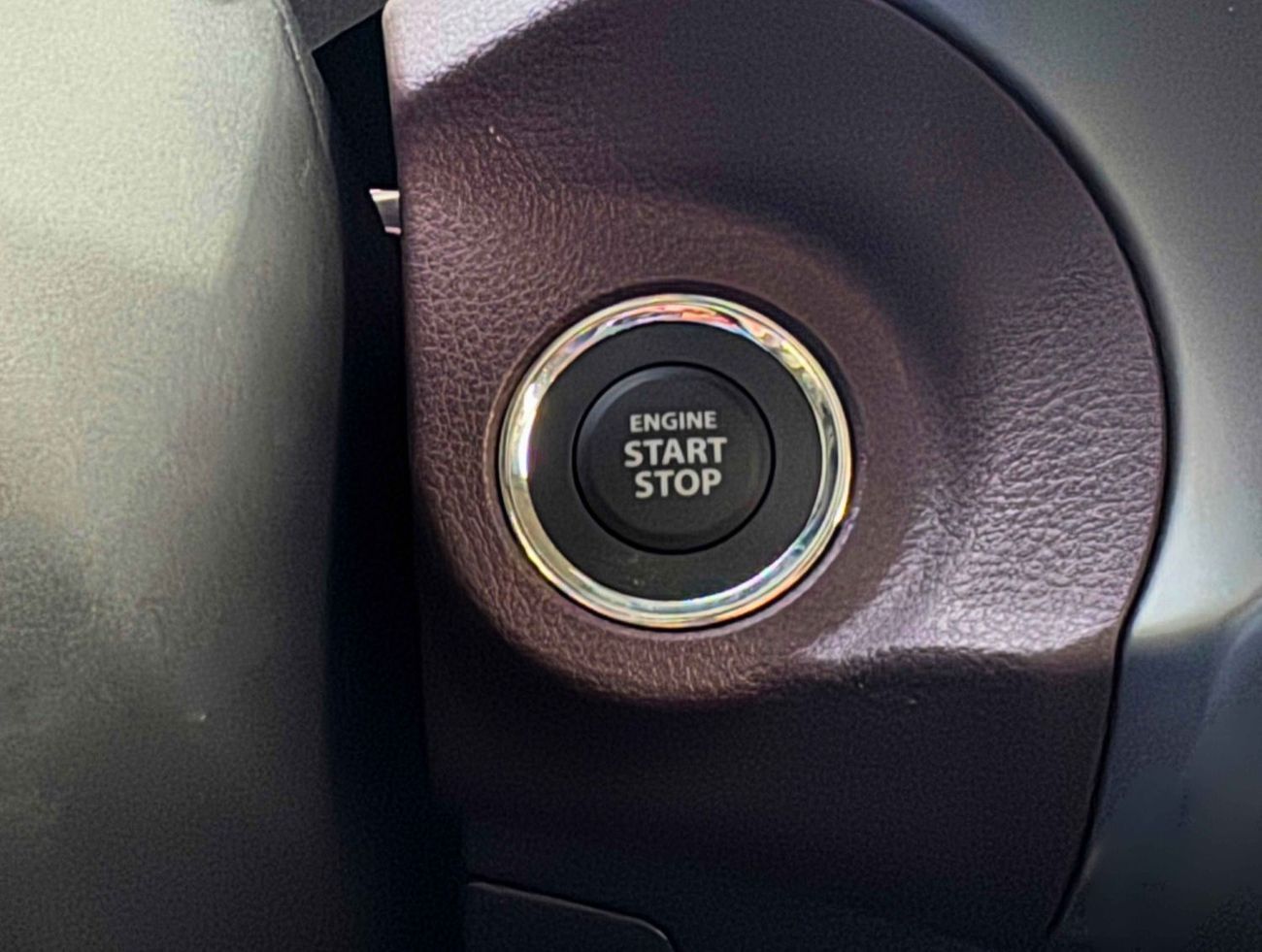 Suzuki Fronx GLX/DUAL TONE / 1.5L V4 HYBRID / DVD WITH 360* CAMERAS / AUTO A/C (CODE # FRHGLX)