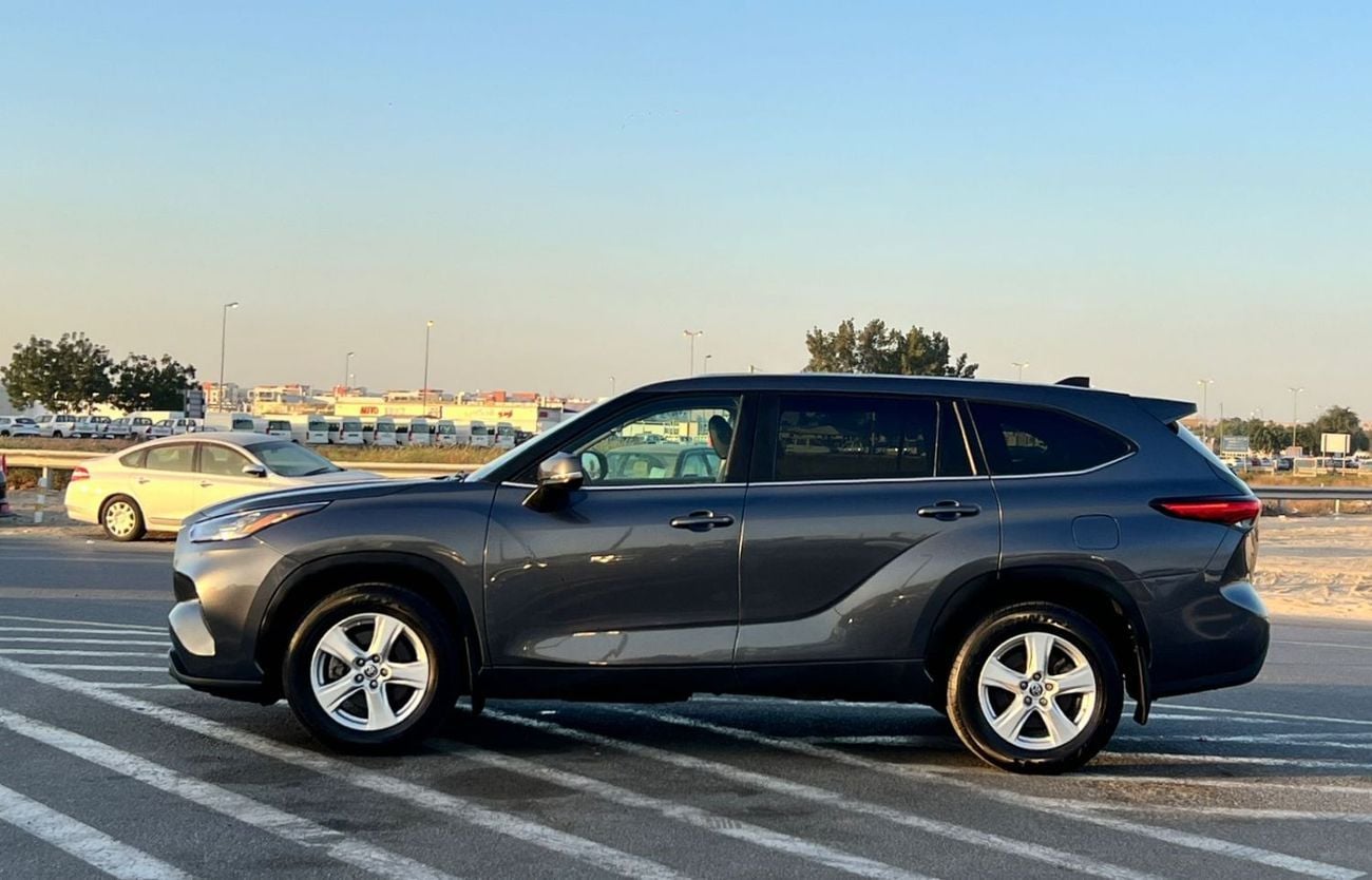 Toyota Highlander LE HEV 