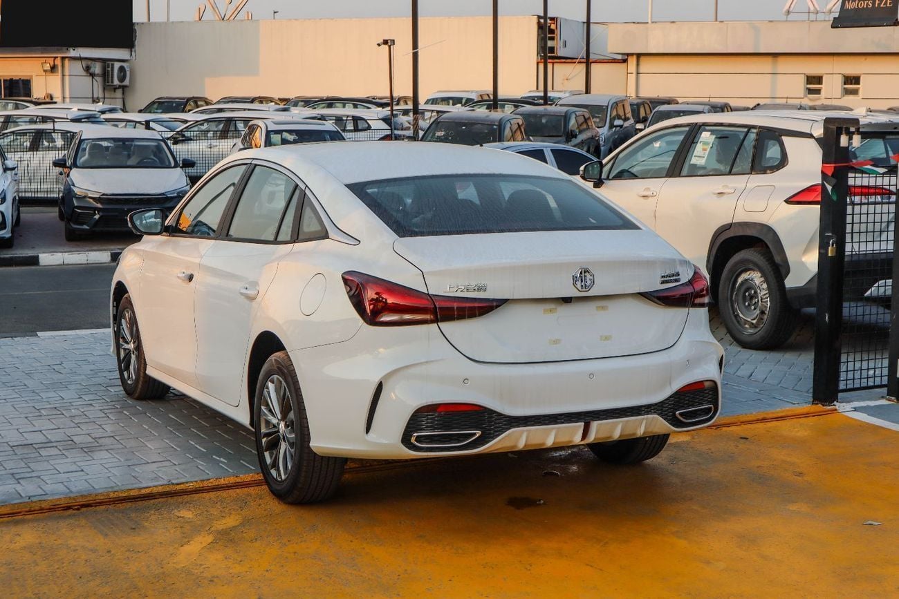 MG 5 LUX MG 5 – 1.5L 180 DVVT – Full Option – 2025 Model