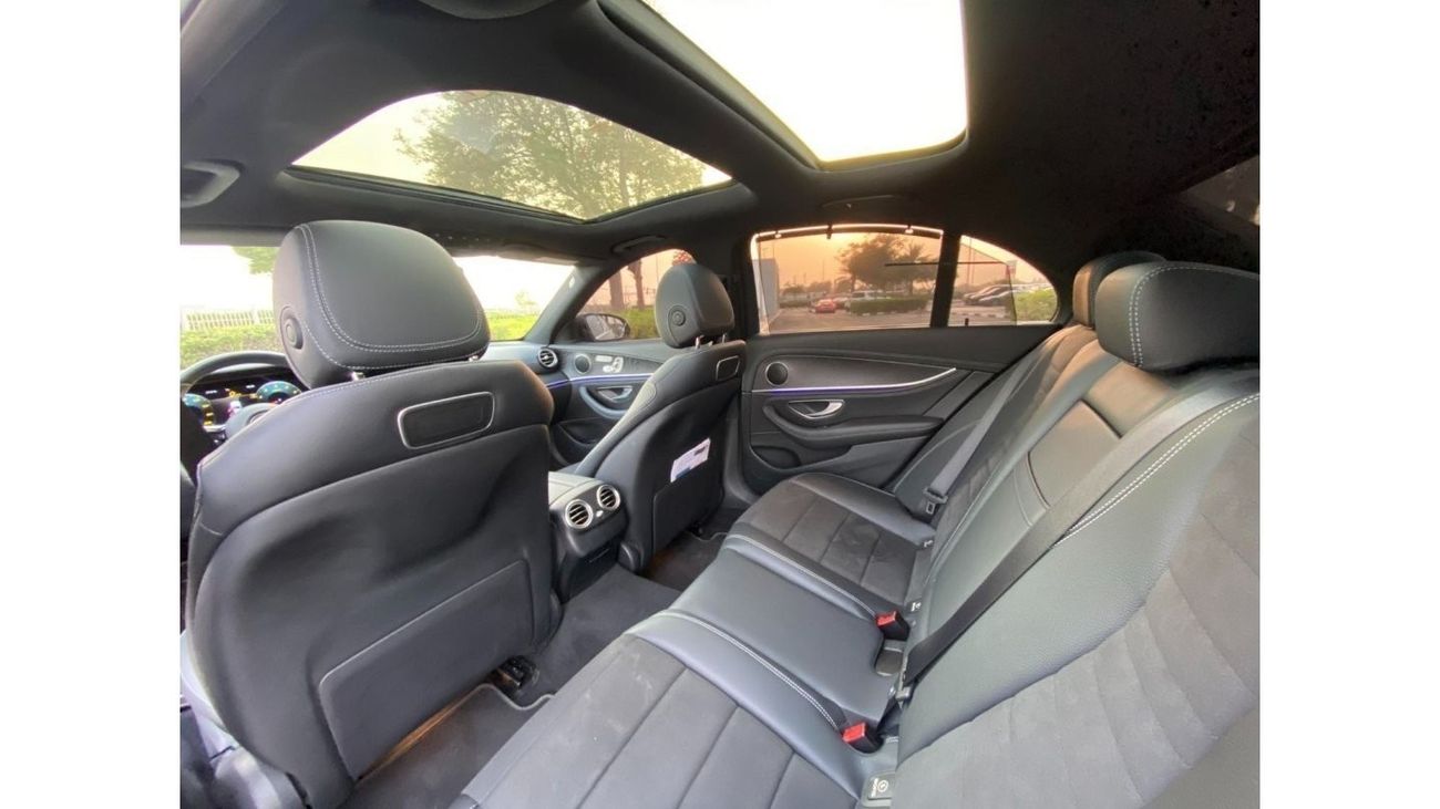 Mercedes-Benz E300 Premium + GCC SPEC UNDER WARRANTY AND SERVICE