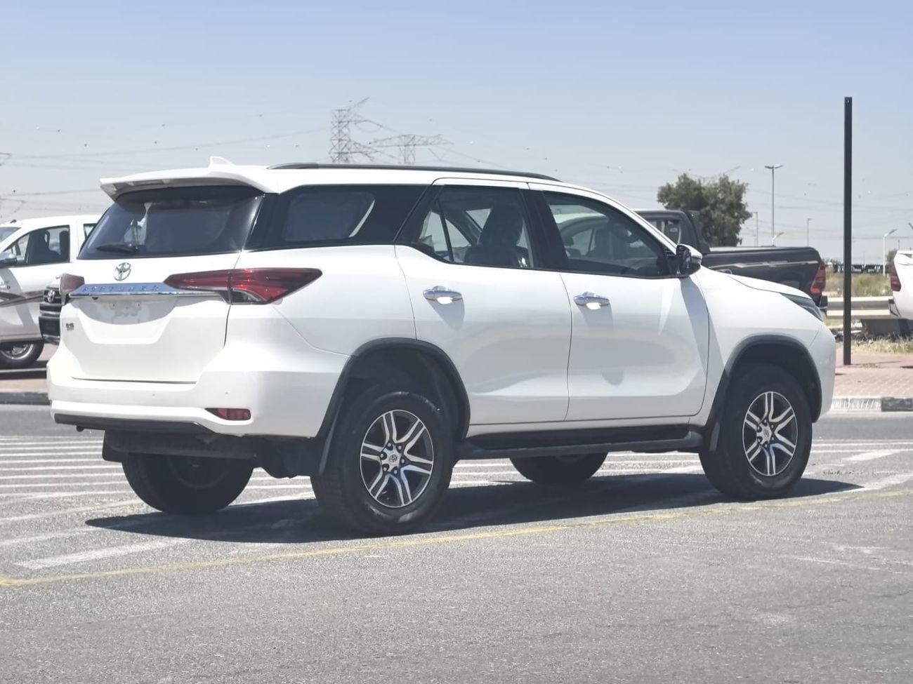 Toyota Fortuner 2021 TOYOTA FORTUNER 4.0L PETROL AUTOMATIC TRANSMISSION