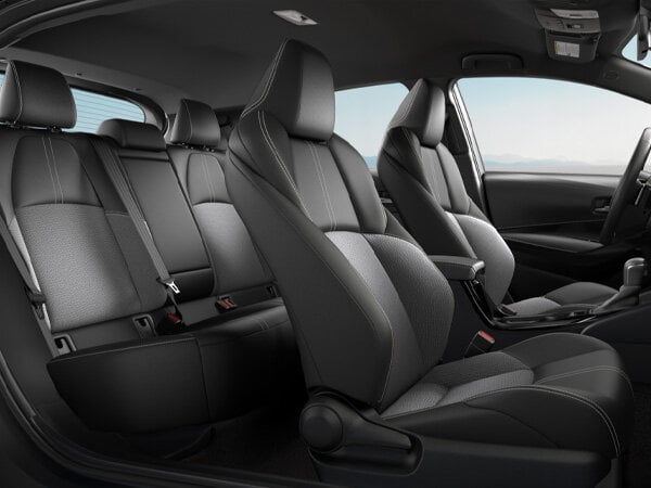 Toyota Auris interior - Seats