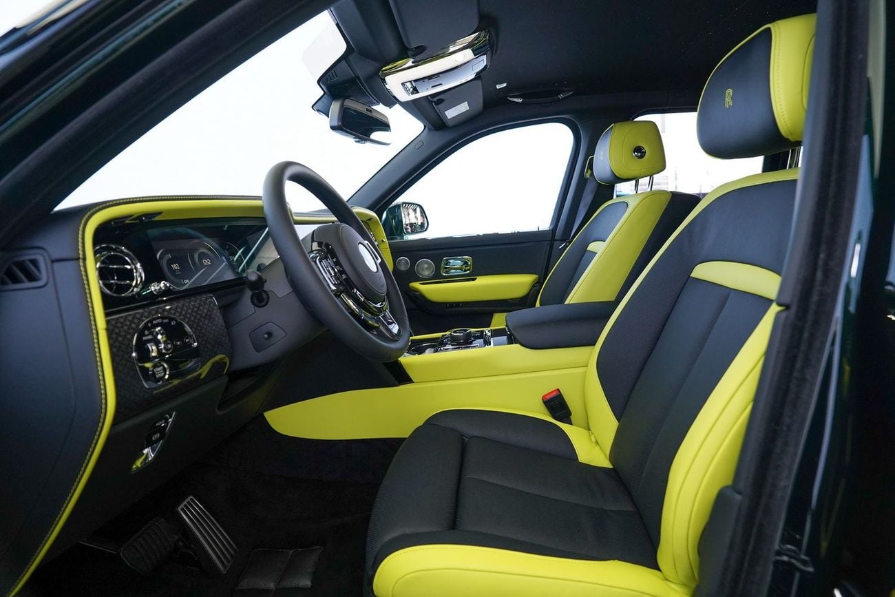 رولز رويس كولينان BLACK BADGE