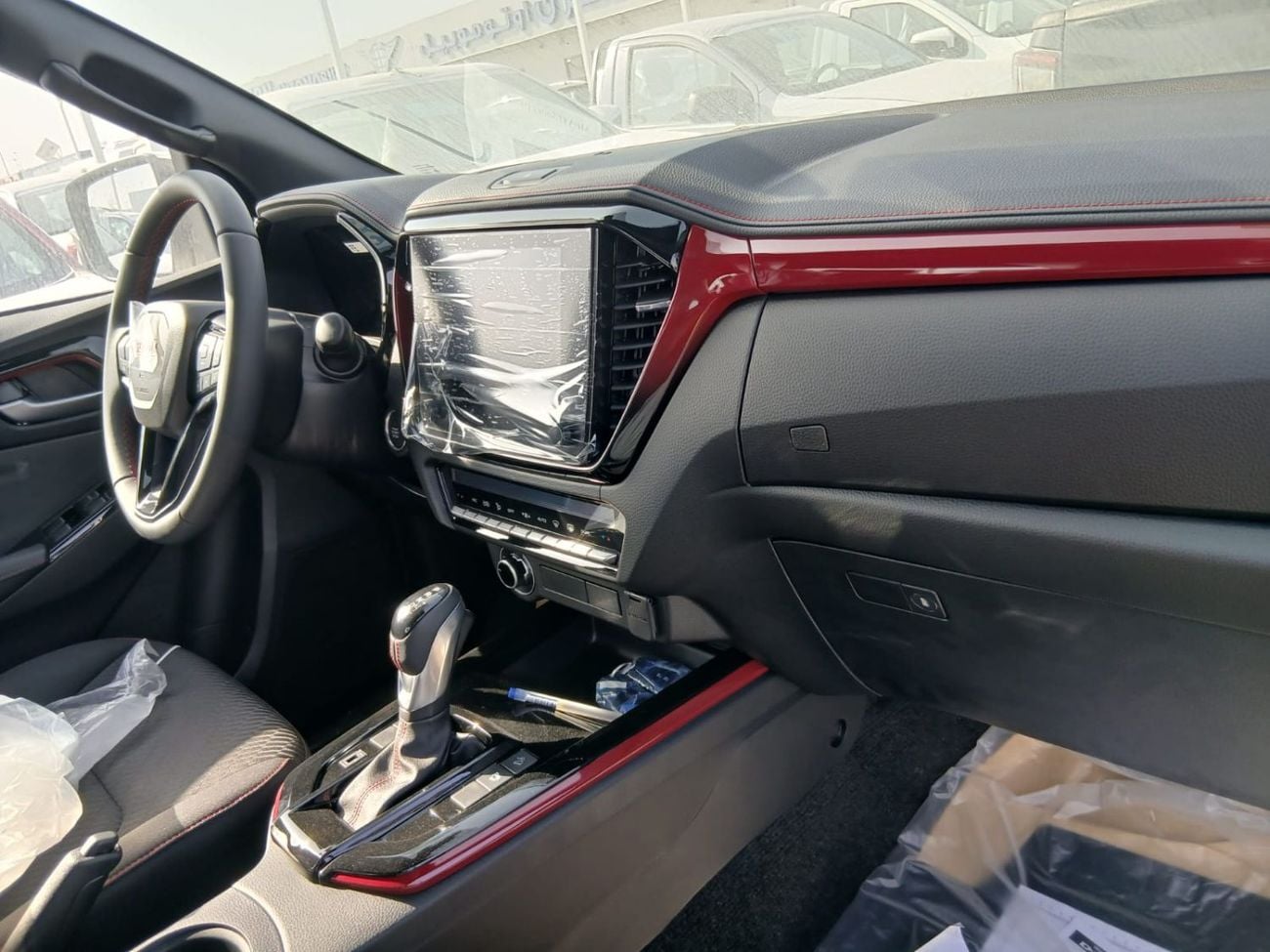إيسوزو D ماكس ISUZU D-MAX PICK UP, 3.0L DIESEL ENGINE, DIFF LOCK FULL OPTION