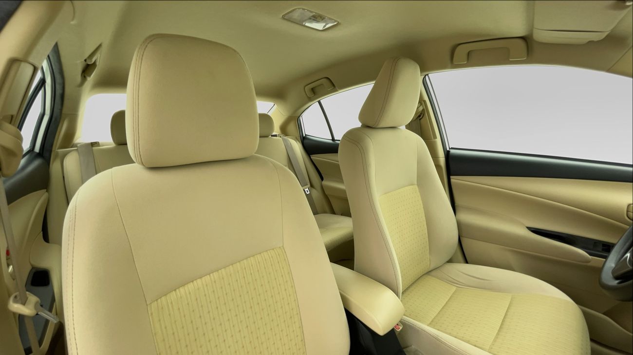 تويوتا يارس SE 1.5 | بدون دفعة مقدمة | اختبار القيادة في المنزل