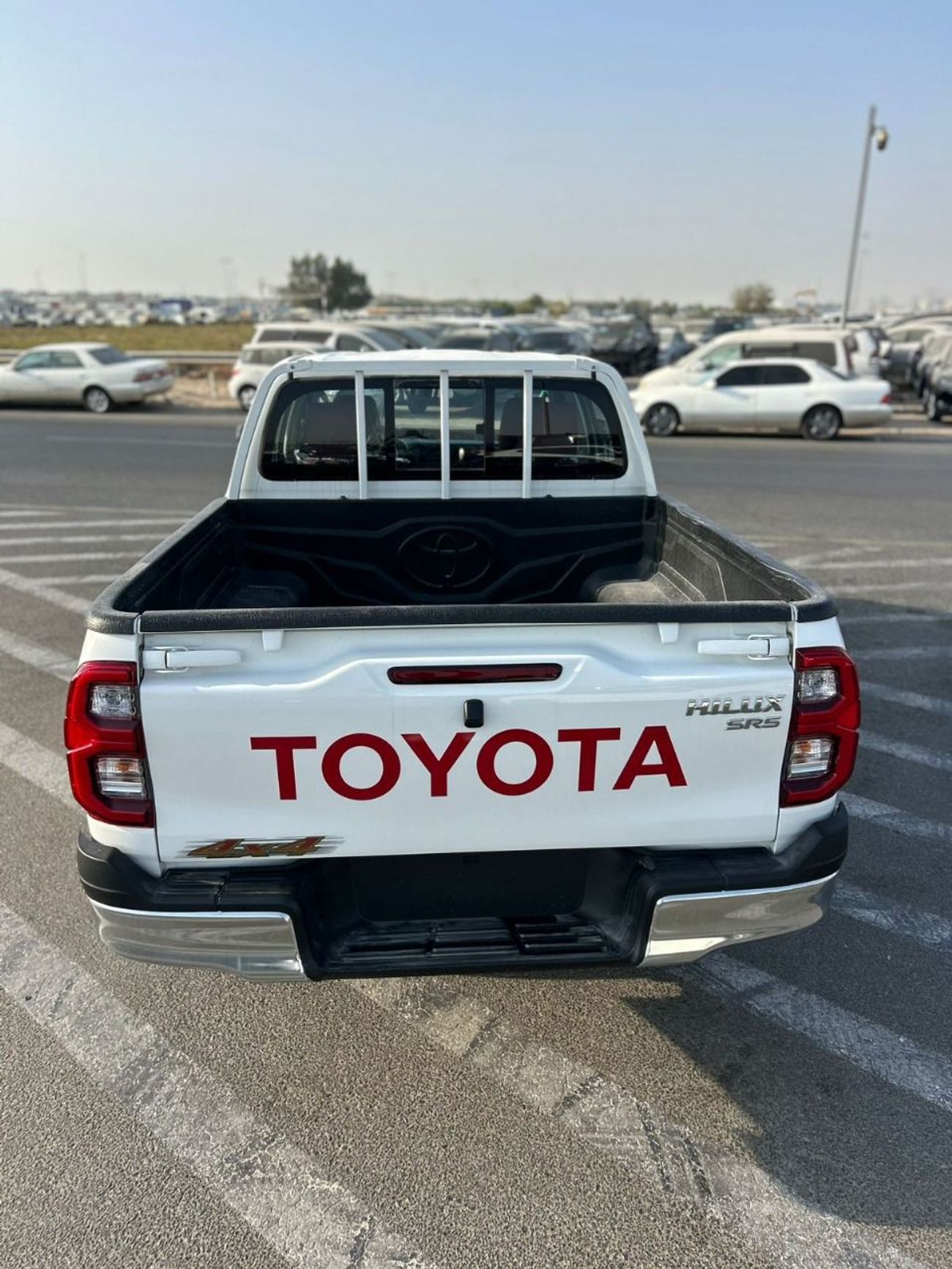 تويوتا هيلوكس SGLX 2.7L