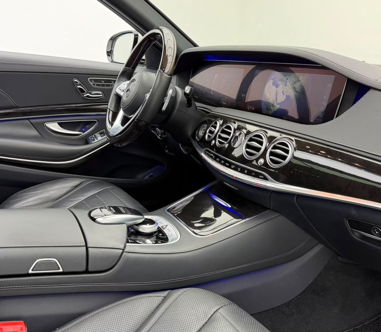 Mercedes Benz S560 STD