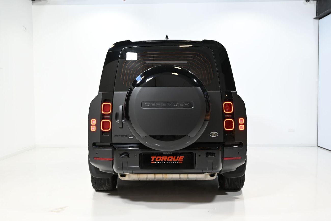 Land Rover Defender 130 HSE P400 2023 Land Rover Defender HSE P400 130, 2028 Land Rover Warranty And Service Pack, GCC