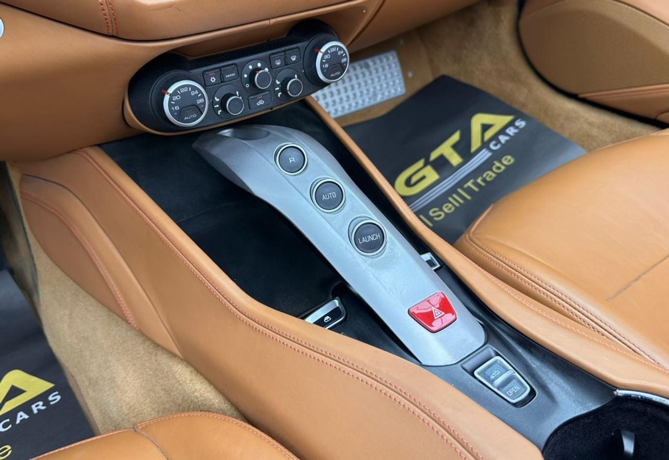 Ferrari California T Std 3.9L (552 HP) 2016 Ferrari California T, Full Ferrari Service History, Excellent Condition, GCC