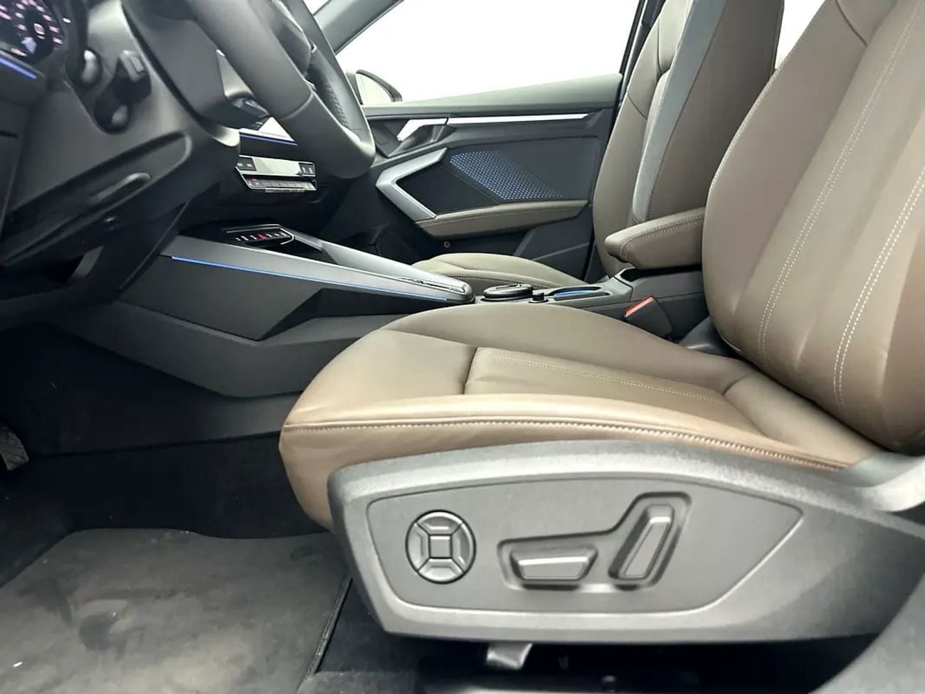 Audi A3 35 TFSI S Line 1.4L Sedan Advanced 35 TFSI 150hp Progress (Ref# 19978) EXCLUSIVE RAMADAN OFFER