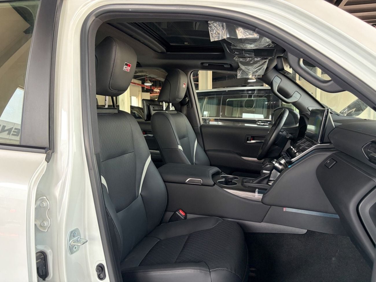 Toyota Land Cruiser Toyota LC300 GRS