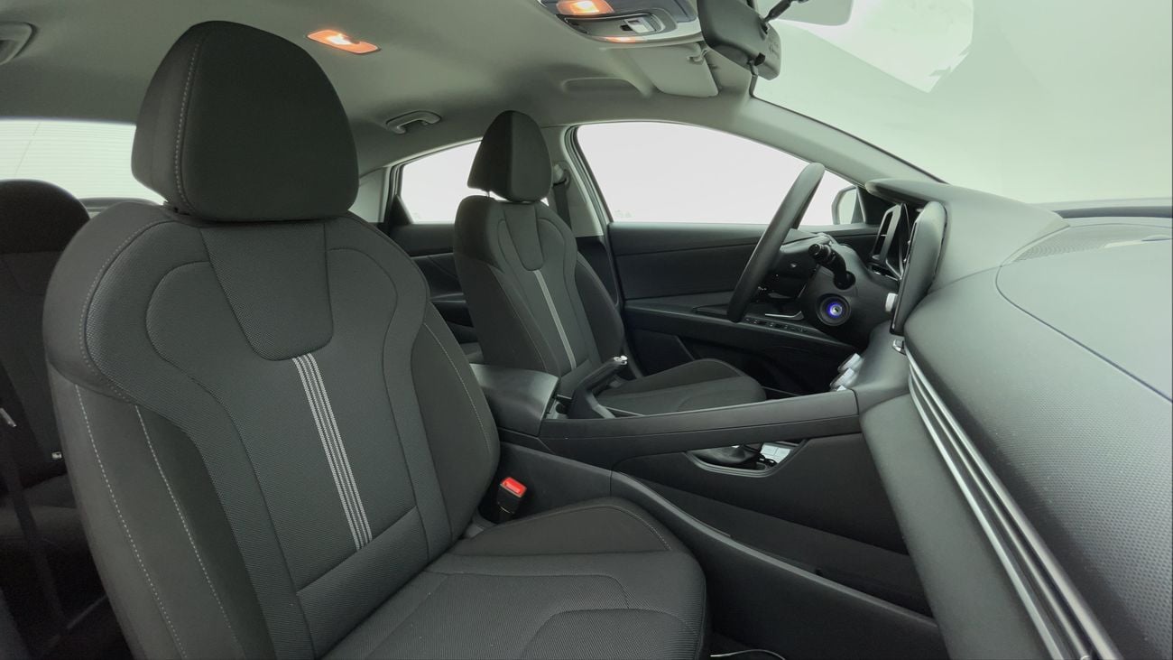 هيونداي إلانترا SMART 1.6 | بدون دفعة مقدمة | اختبار قيادة مجاني للمنزل