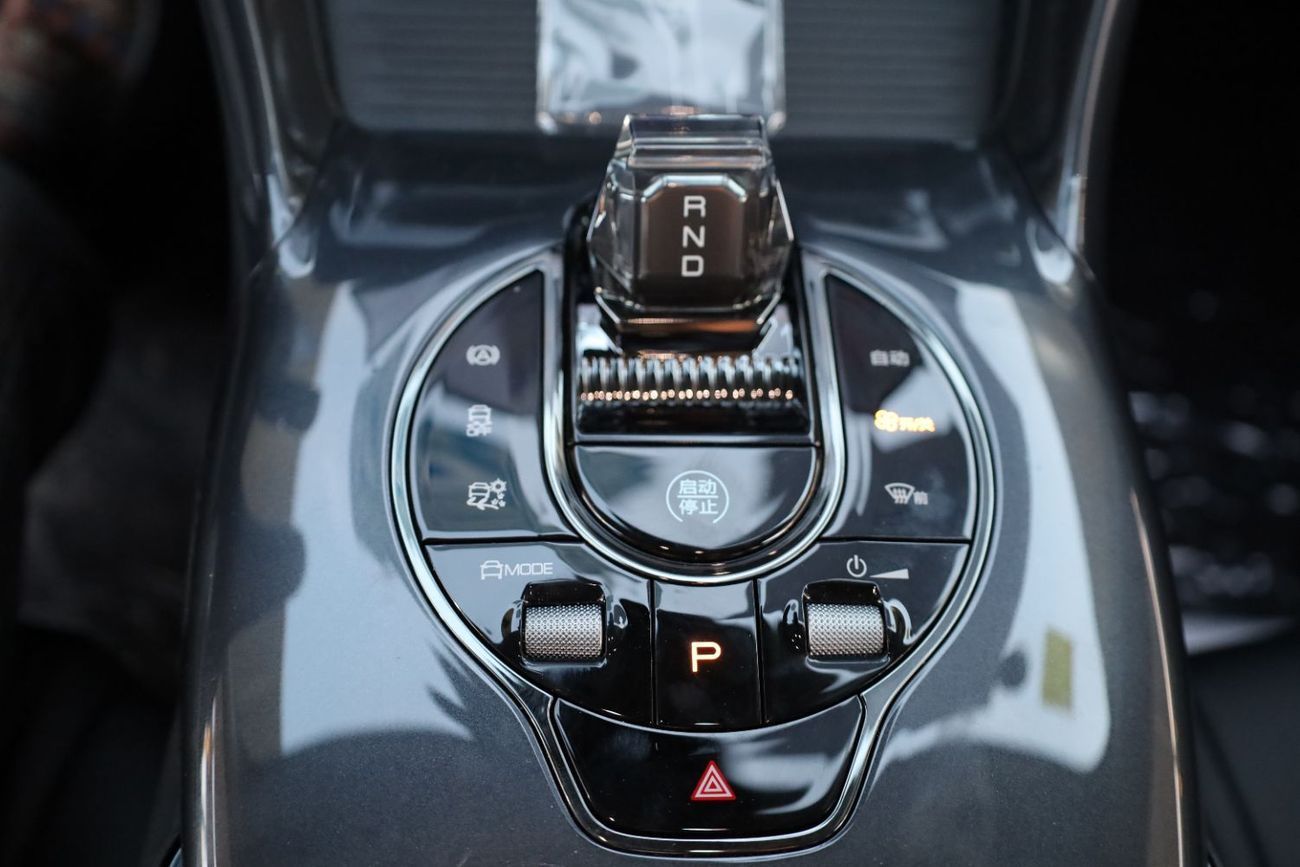 بي واي دي e2 BYD_E2_LUXURY_405KM_2025