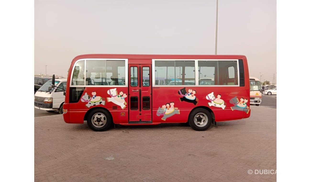 نيسان سيفيليان NISSAN CIVILIAN BUS RIGHT HAND DRIVE (PM1391)