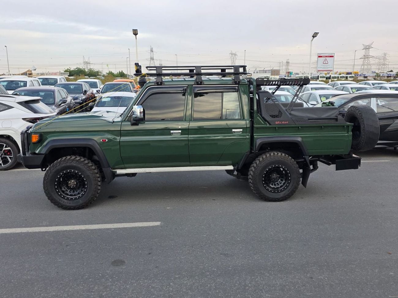 تويوتا لاند كروزر بيك آب RIGHT HAND DRIVE ONLY FOR EXPORT 4.5 LITER