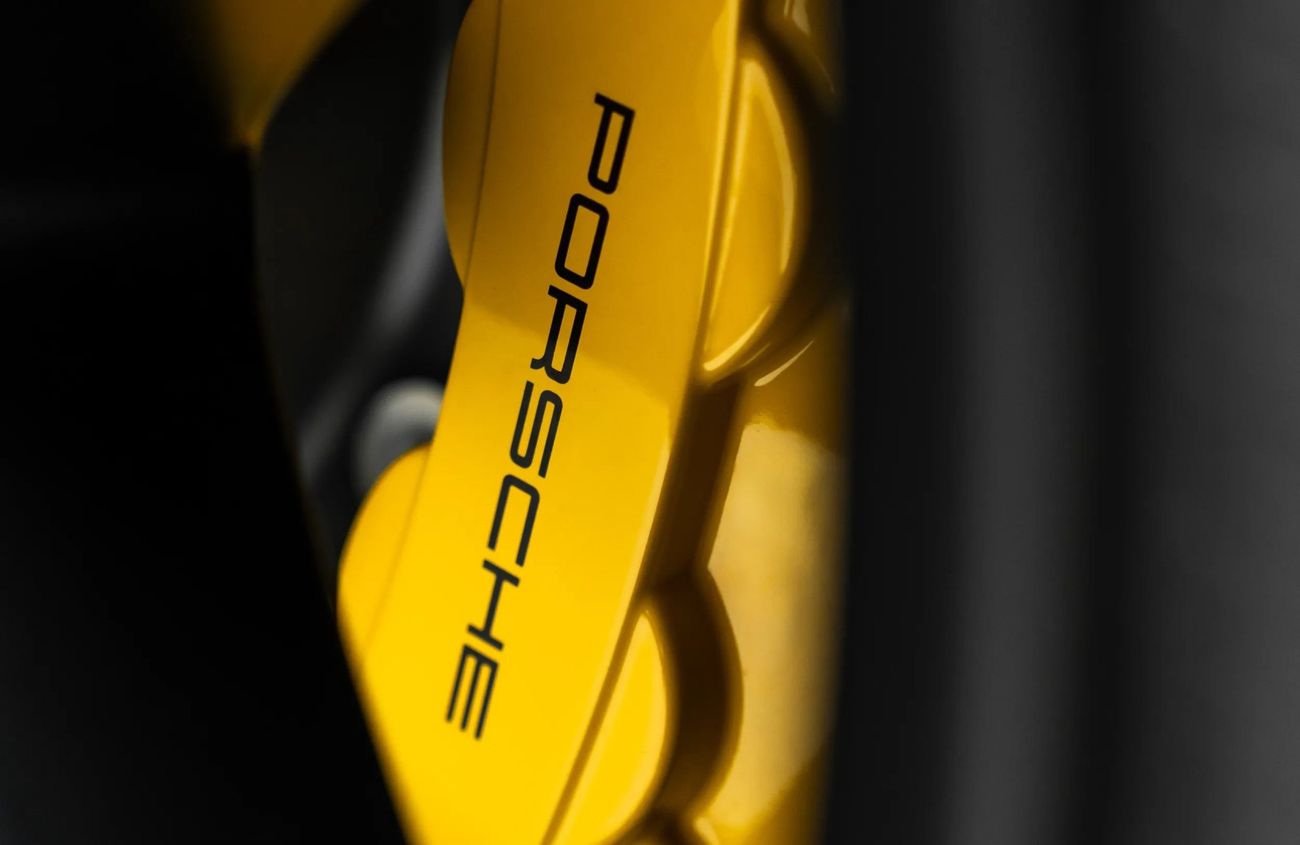 بورش 911 4.0L F-6 Naturally Aspirated Engine