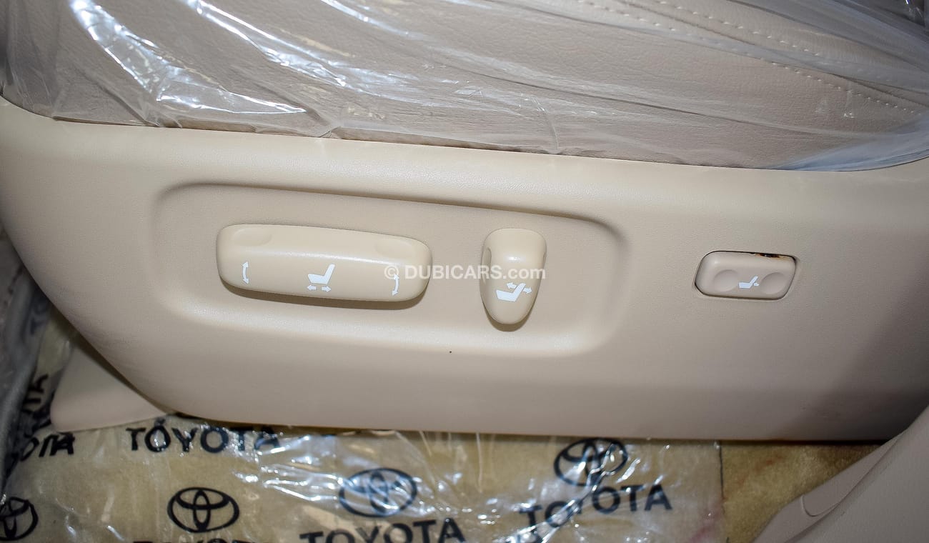 Toyota Land Cruiser VXR V8 5.7