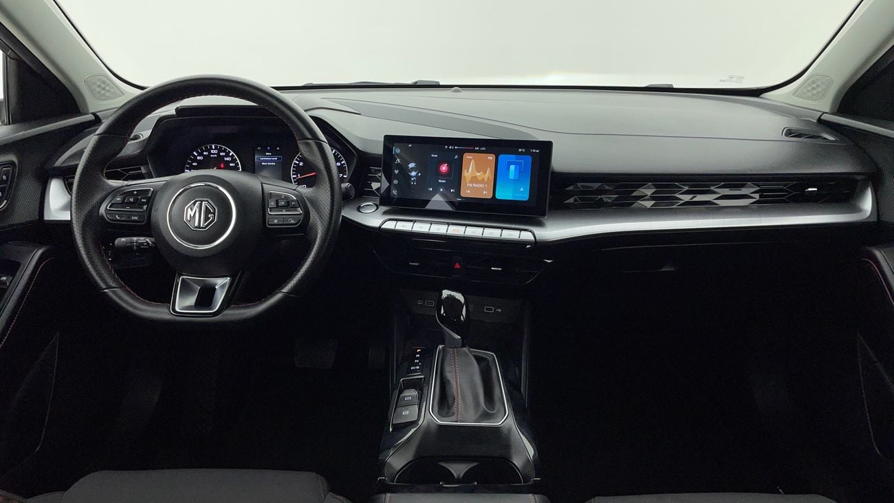 أم جي GT STD 1.5 | بدون دفعة مقدمة | اختبار قيادة مجاني للمنزل