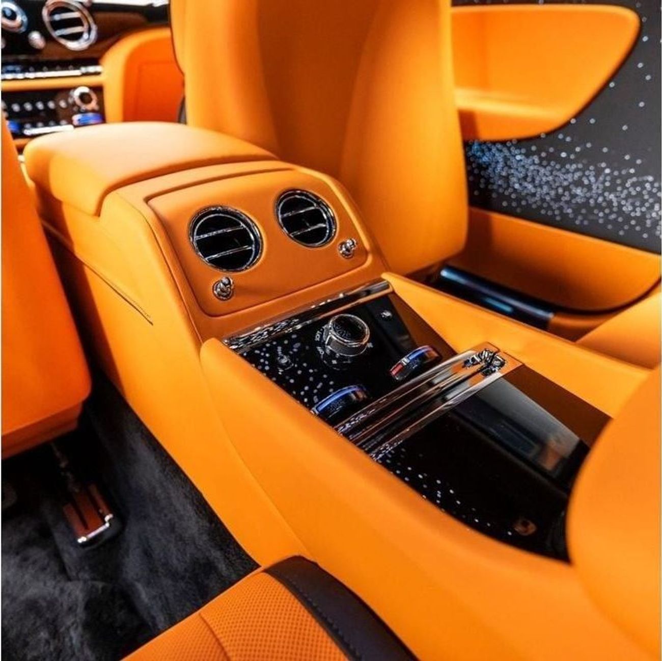 Rolls-Royce Spectre 2024 | Brand New | GCC Specs | Full Options | Agency Warranty & Service