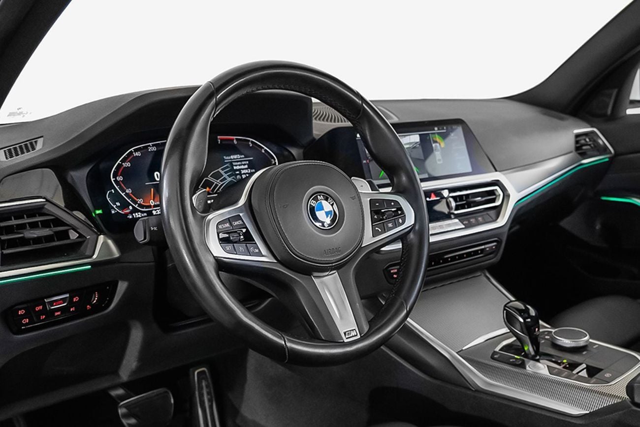 بي أم دبليو 330i M Sport 2.0L (255 HP)