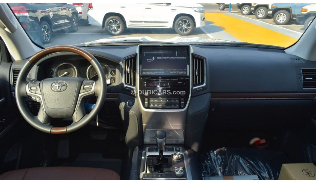 Toyota Land Cruiser TOYOTA LAND CRUISER VXR  5.7L V8 2021 EXPORT PRICE