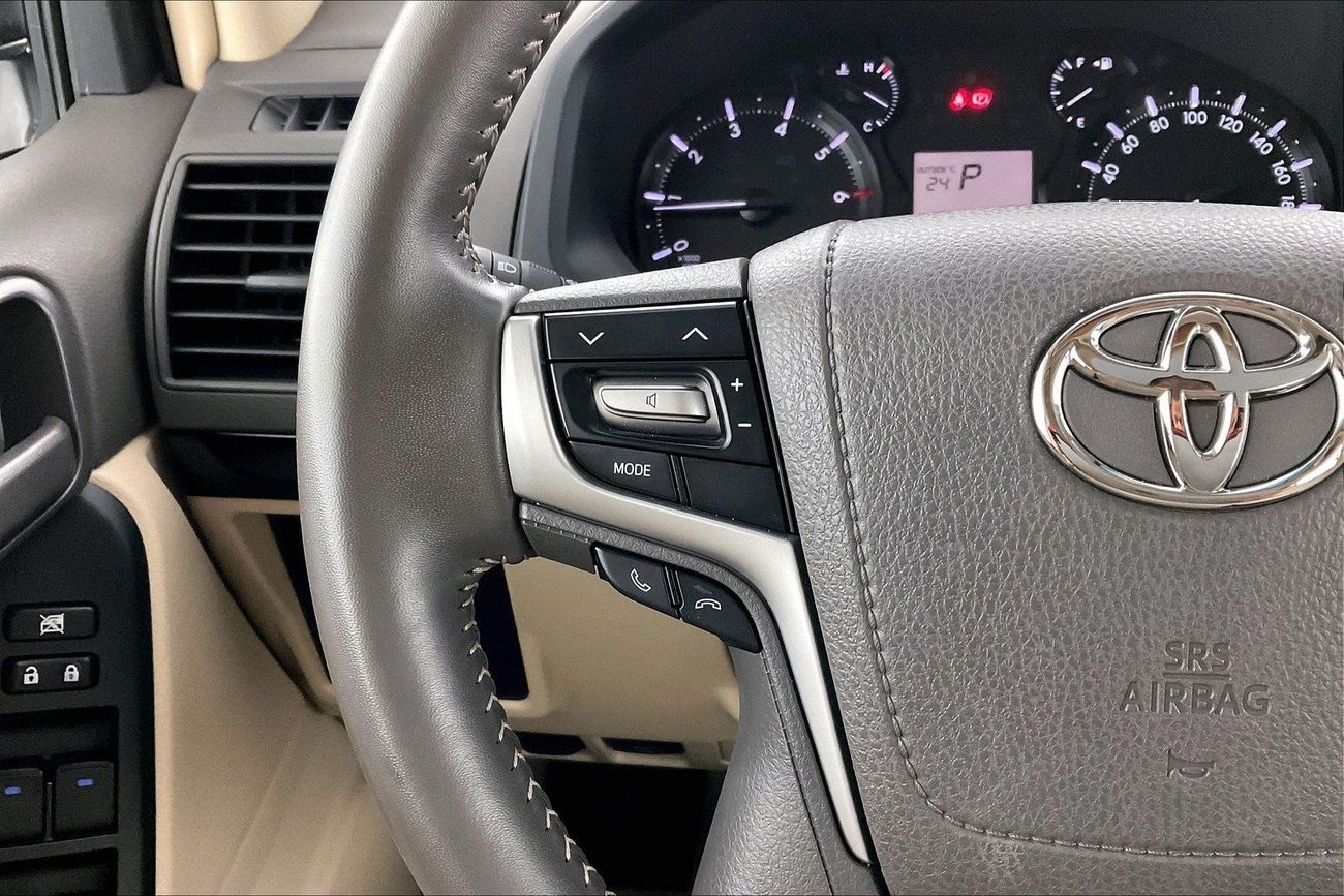 تويوتا برادو GXR | سنة ضمان مجانية | 0 دفعة أولى | سياسة الإعادة بعد 7 أيام